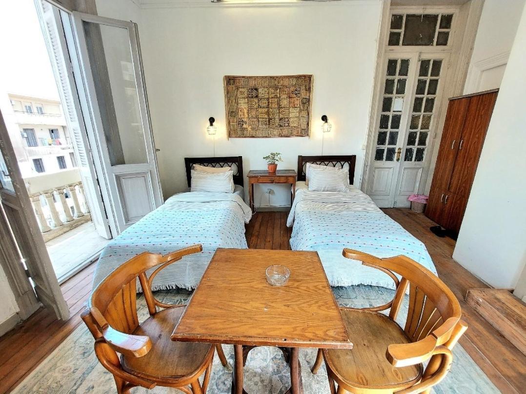 Arab Hostel, Welcoming All Solo And Groups Travellers But, Unmarried Couples Not Allowed Alexandria Exterior foto